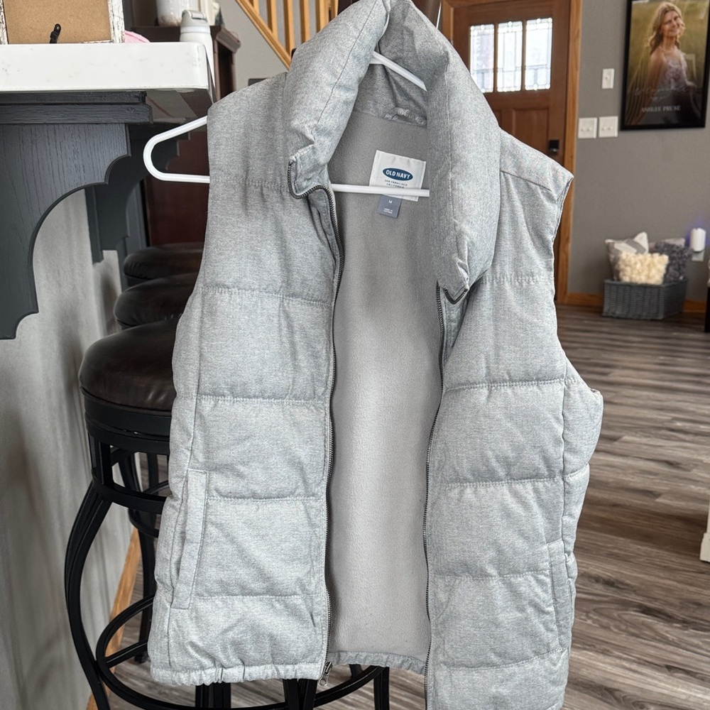 Old Navy Light Gray Quilted Puffer Vest